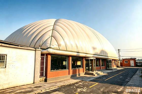 Inflatable Air Tent lightweight inflatable shelter designed for fast inflation and protection during outdoor activities