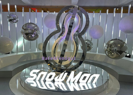 En son görsel odak: Eşsiz parlaklık ve dayanıklılık için çift katmanlı PVC şişme ayna topu.